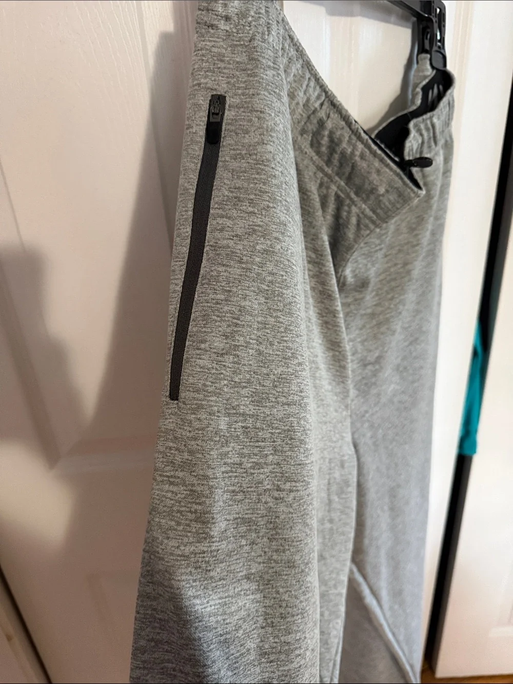 Eddie Bauer Heather Gray Men's Jogger Sweatpants